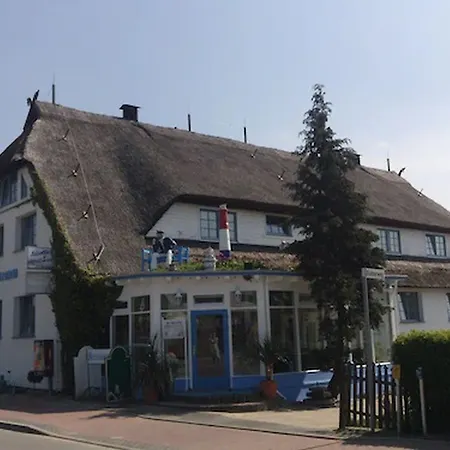 Landhotel Ostseetraum & Apartments 3*