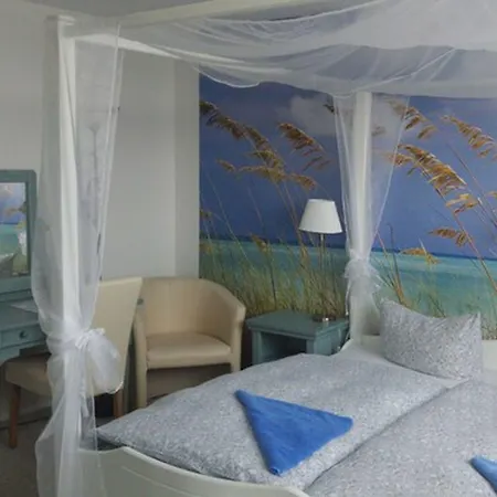 Hotel Landhotel Ostseetraum & Apartments 3*