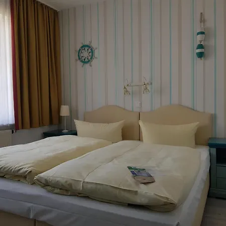 Hotel Landhotel Ostseetraum & Apartments 3*