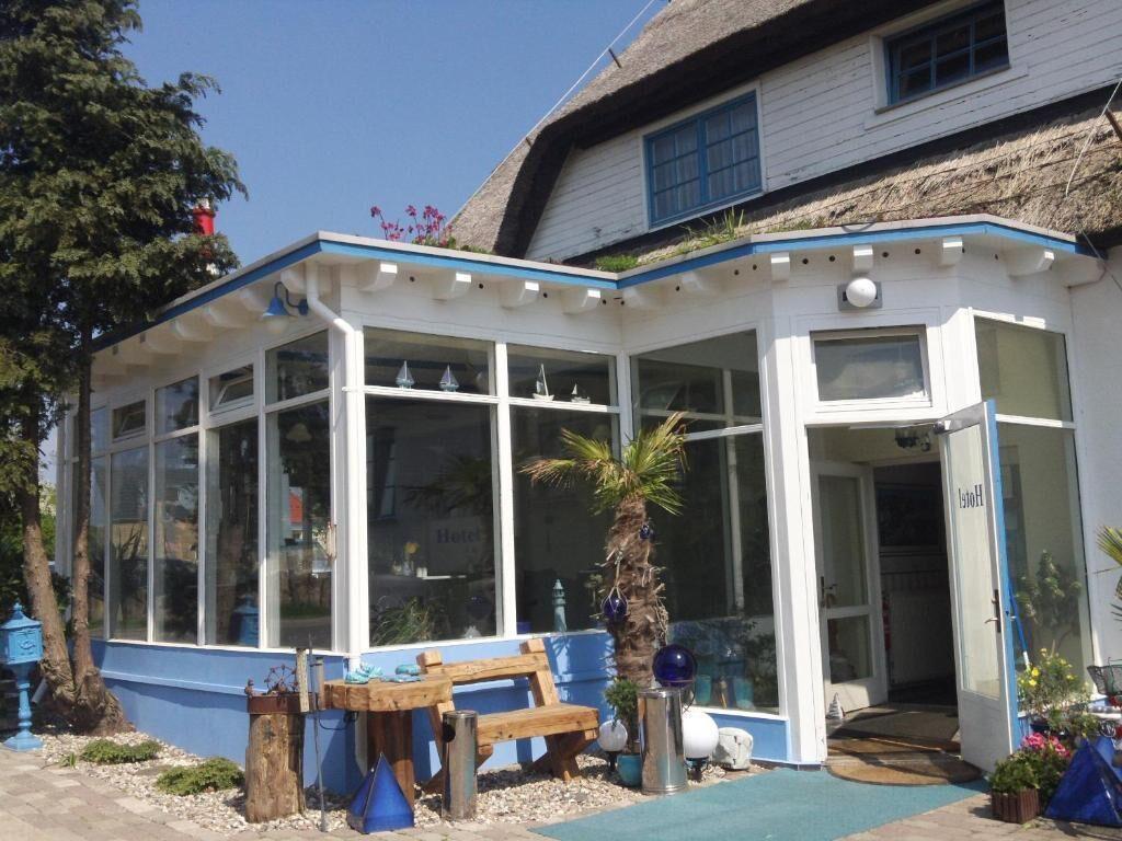 Ostseetraum&apartments Hotel 3*