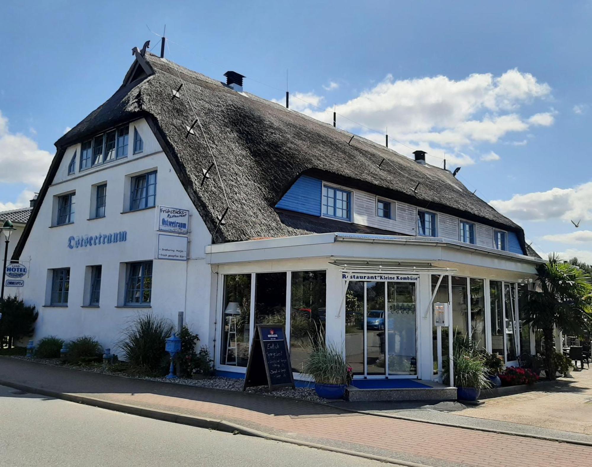 Landhotel Ostseetraum & Apartments Hotel 3*